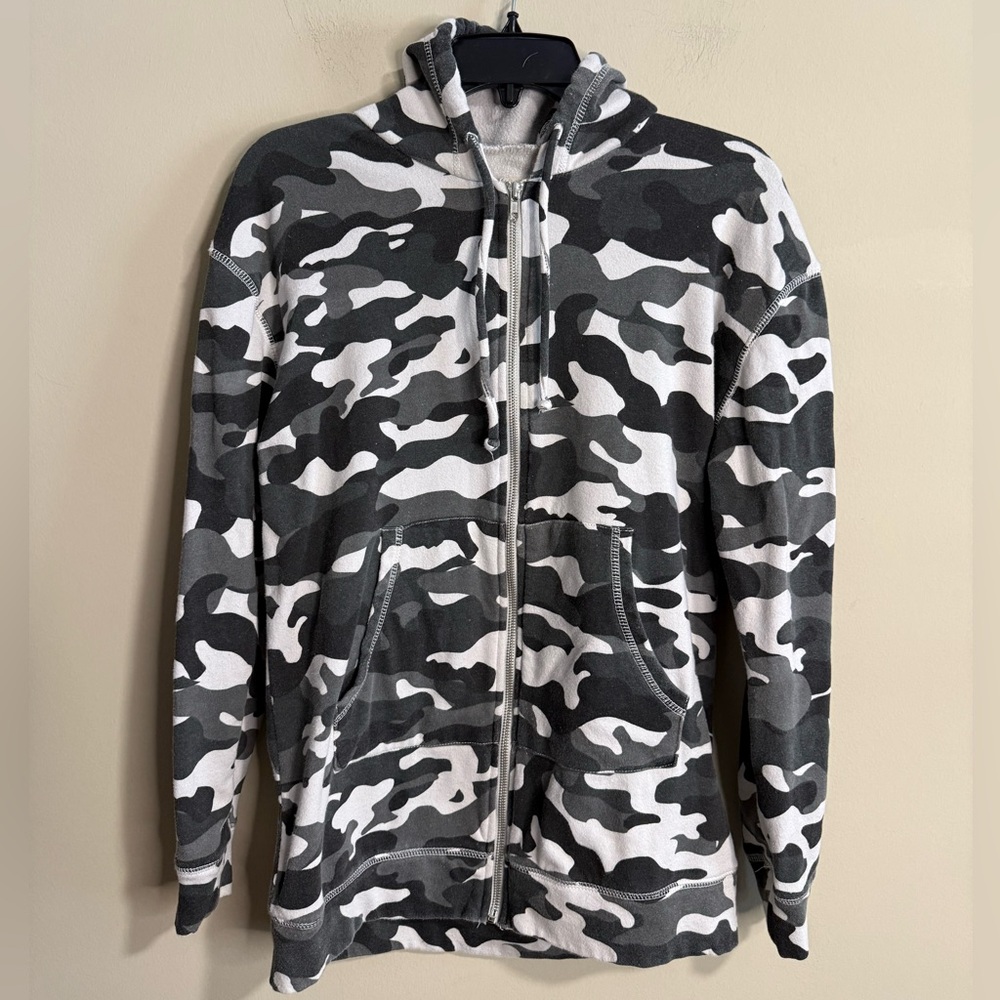Chaser Camouflage Zip-Up Hoodie size S